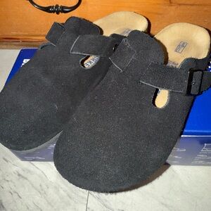 Birkenstock Black Slippers with Adjustable Strap